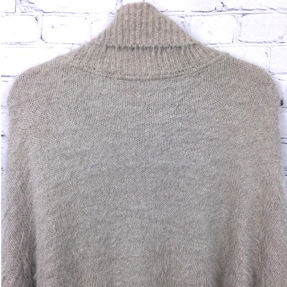 Express Shaggy Alpaca Blend Batwing Tan Minimalist Turtleneck Preppy Sweater L - Picture 5 of 11
